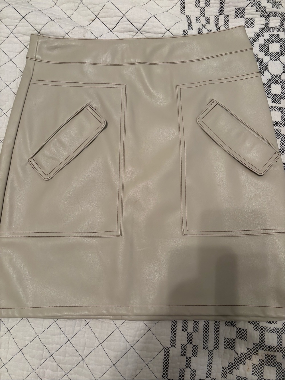 Cache faux leather mini skirt S vintage
